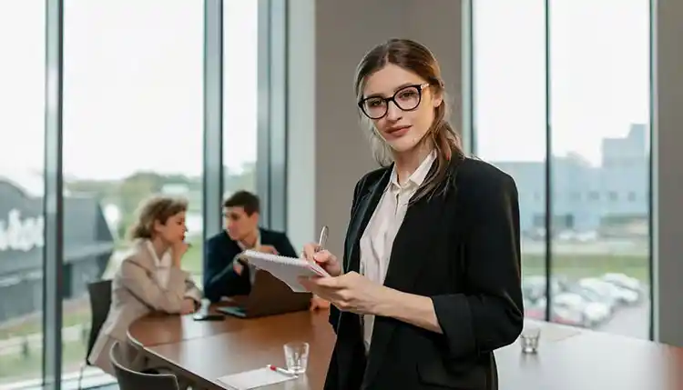 KAPU专业合作团队，商务洽谈展示企业合作优势